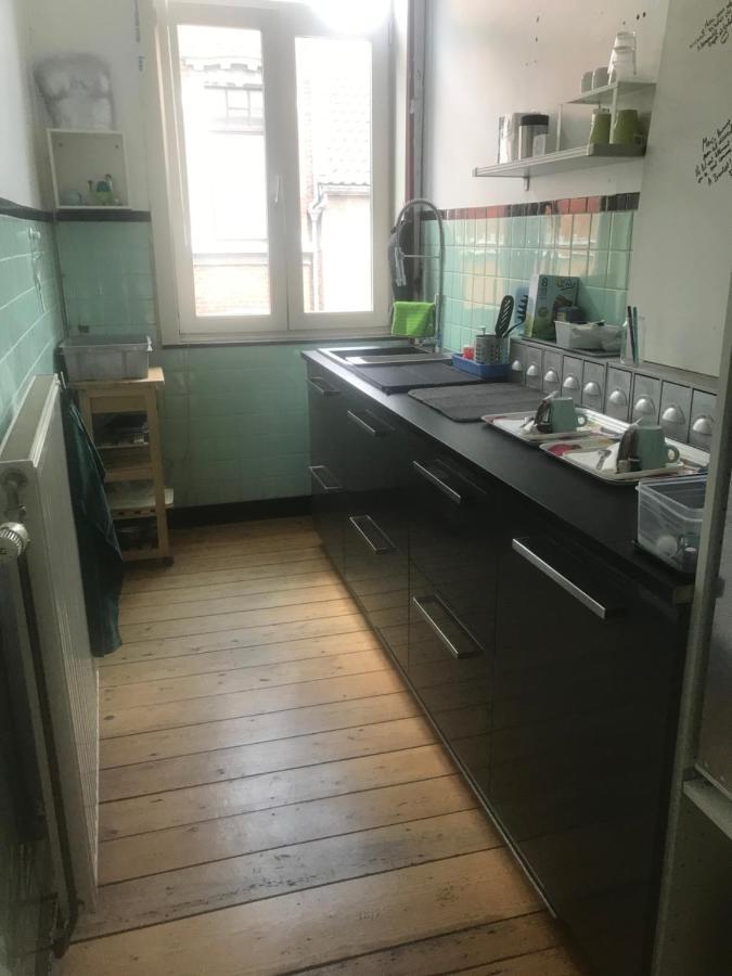 Au 194 Bed & Breakfast Liege Bagian luar foto